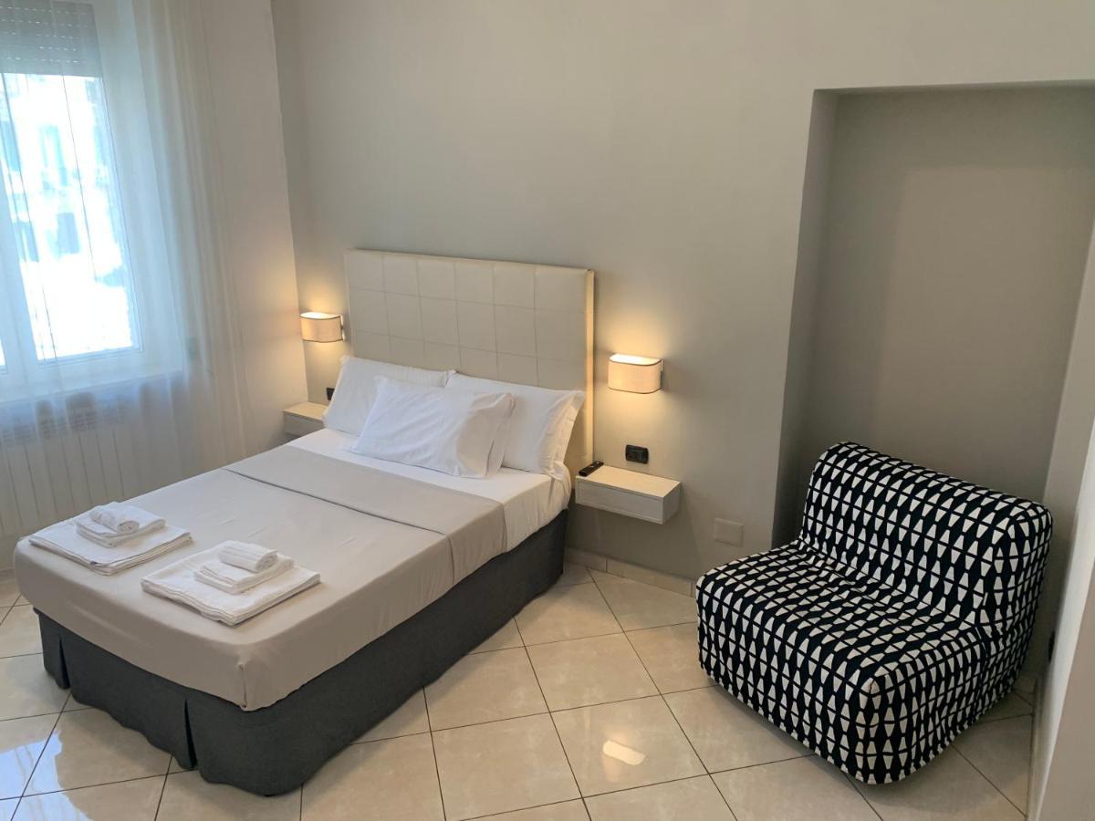 Tuanis Hotel Naples Luaran gambar