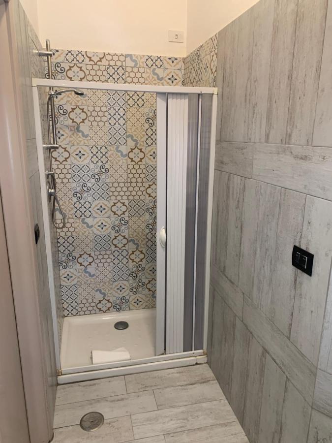 Tuanis Hotel Naples Luaran gambar