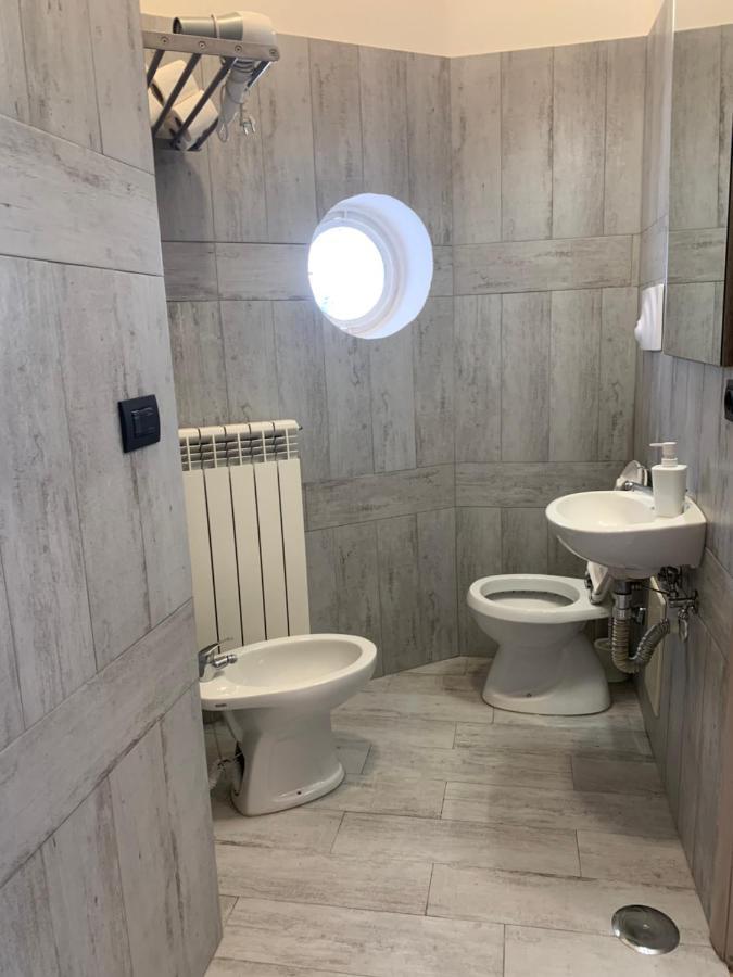 Tuanis Hotel Naples Luaran gambar