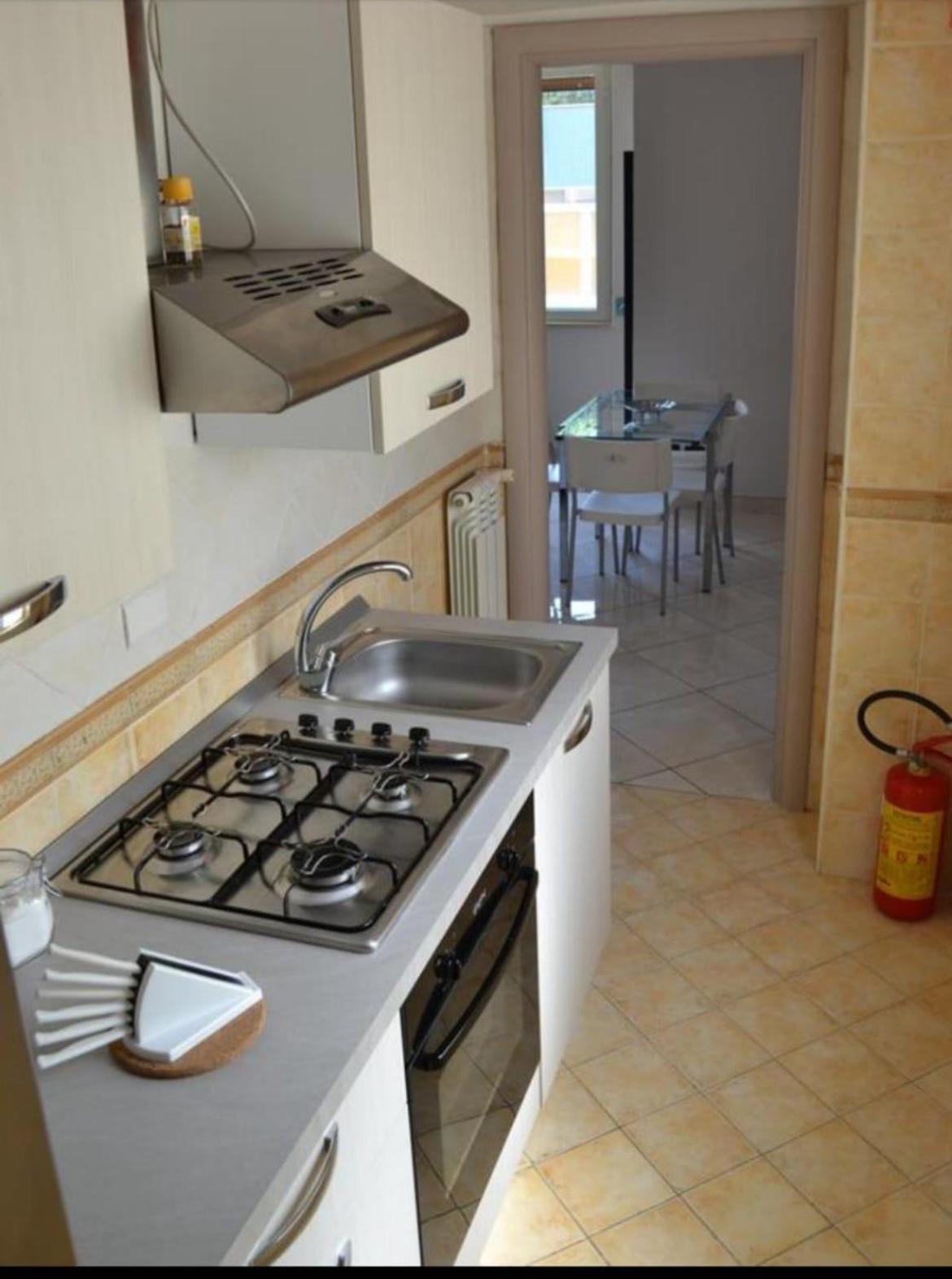 Tuanis Hotel Naples Luaran gambar